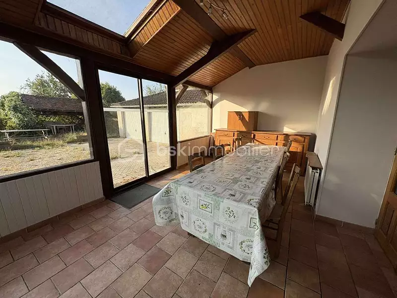 Maison, 220 m²