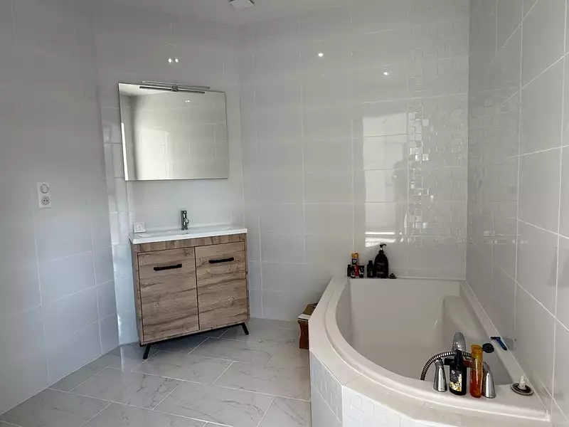 Maison, 275 m²