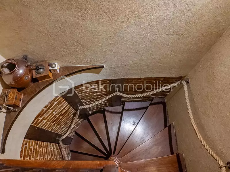 Maison, 283 m²