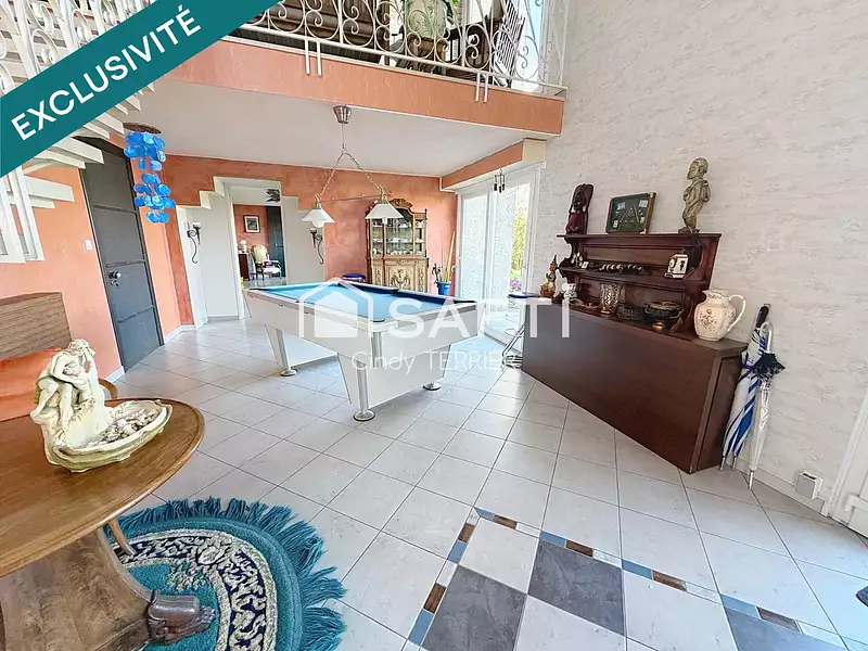 Maison, 182 m²