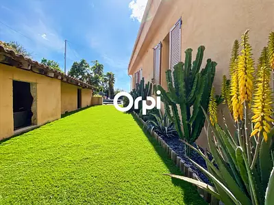 Maison, 203 m²