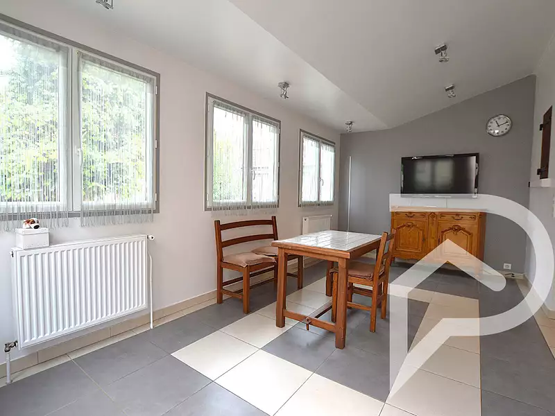 Maison, 83 m²