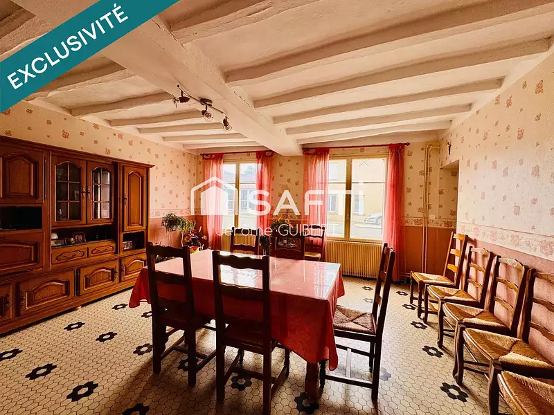 Maison, 162 m²