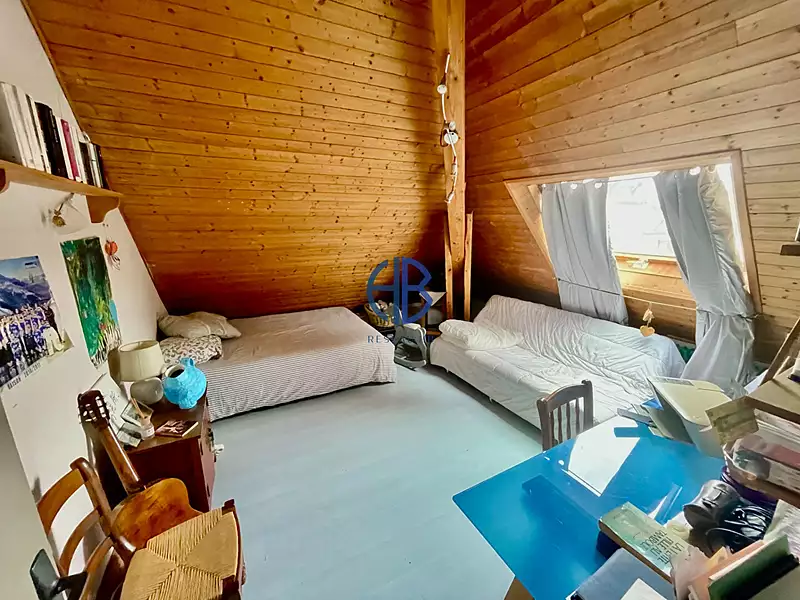 Maison, 215 m²