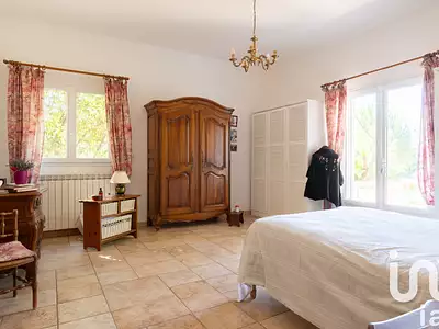 Maison, 268 m²