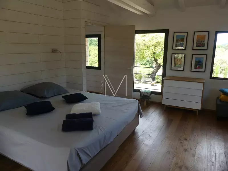Maison, 180 m²