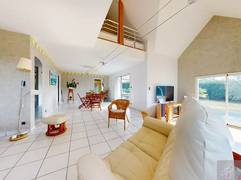 Maison, 204 m²