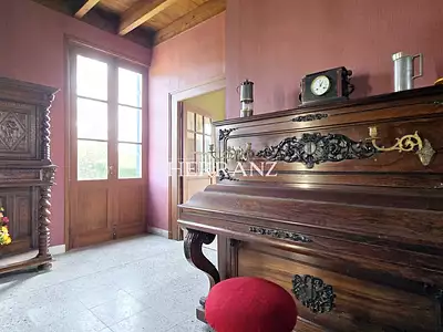 Maison, 325 m²