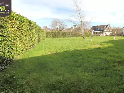 Terrain, 813 m²