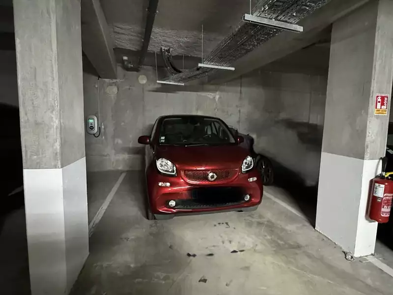 Parking, 13 m²