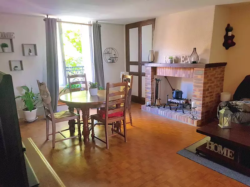 Maison, 263 m²