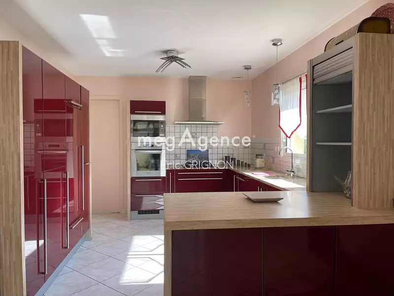 Maison, 190 m²