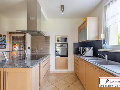 Maison, 228,41 m²