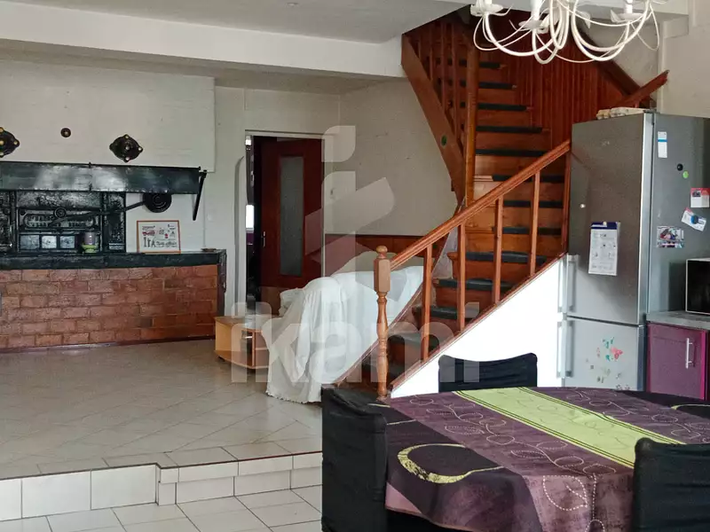 Maison, 130 m²
