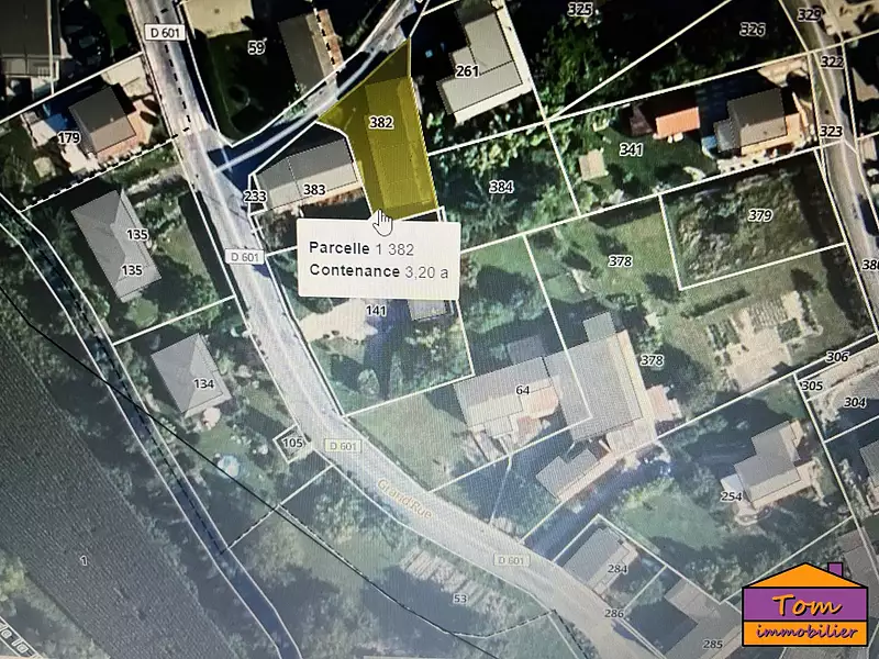 Terrain, 713 m²