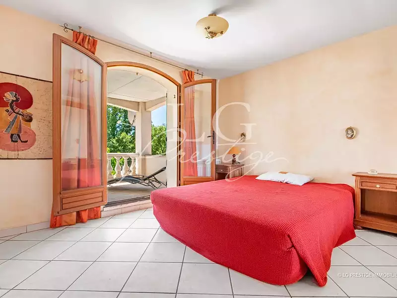 Maison, 160 m²