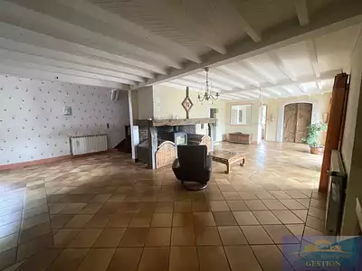Maison, 267 m²