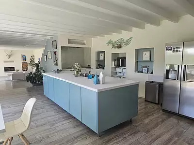 Maison, 220 m²