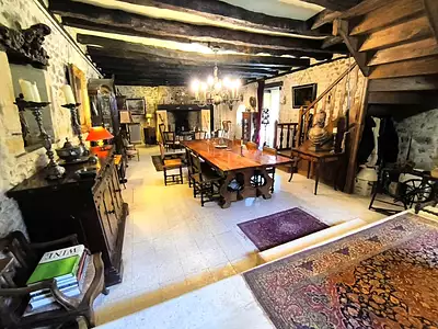 Maison, 196 m²
