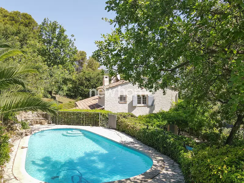 Maison, 128 m²