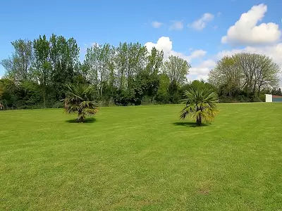 Terrain, 825 m²