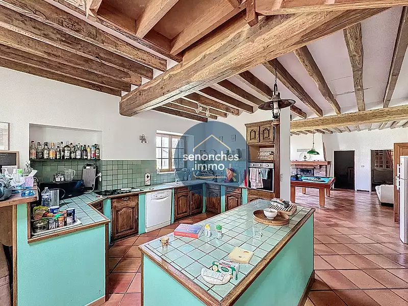 Maison, 330 m²