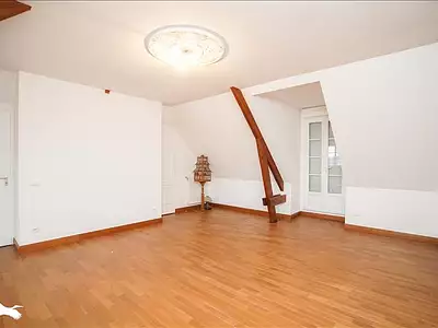Maison, 230 m²