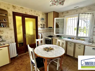 Maison, 255 m²
