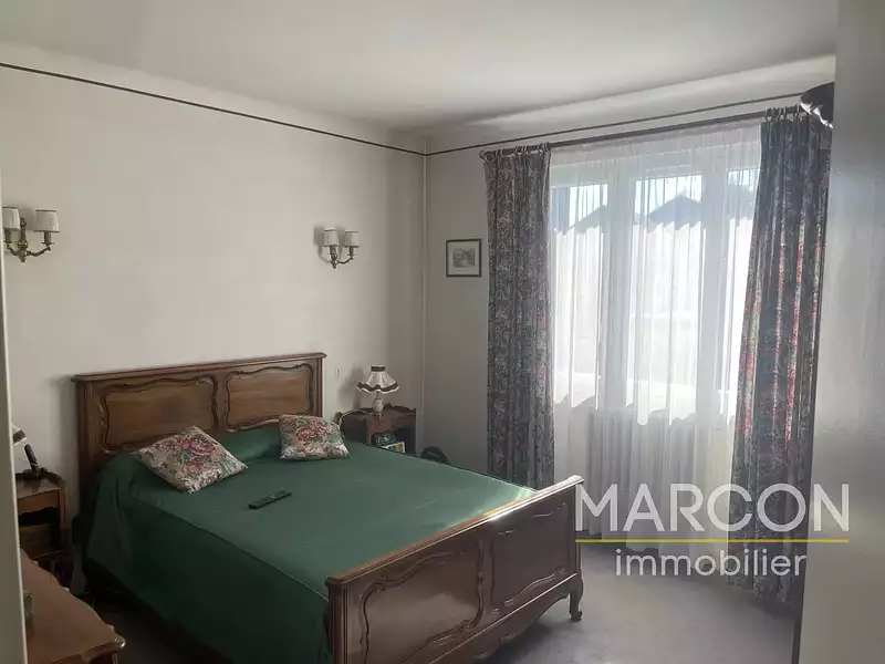 Maison, 208 m²