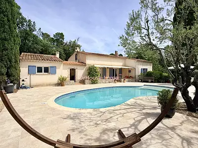 Maison, 143 m²