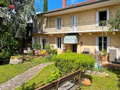Maison, 339 m²