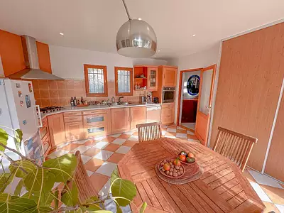 Maison, 195 m²