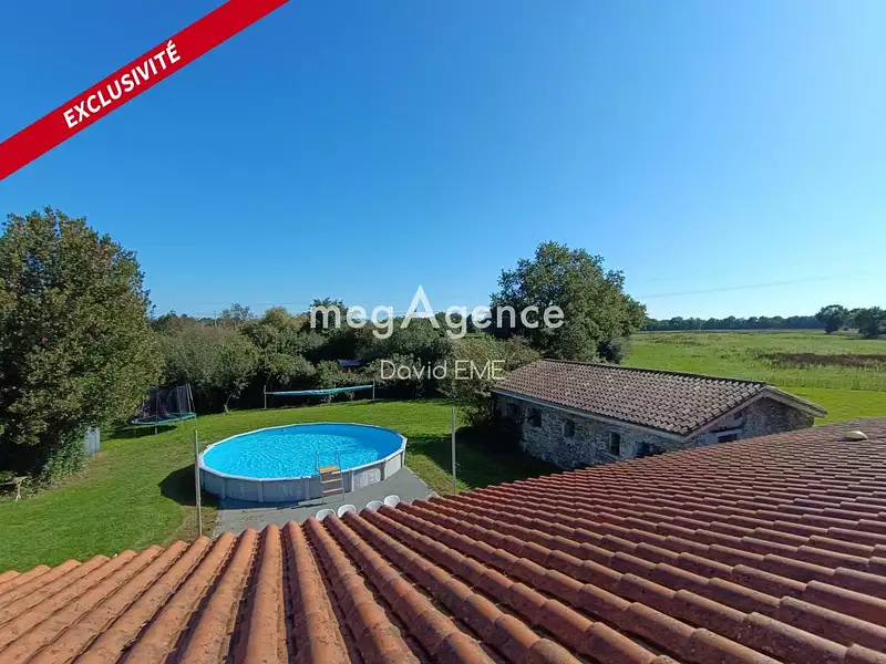 Maison, 360 m²