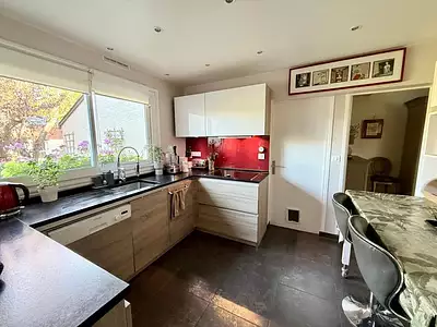 Maison, 145 m²