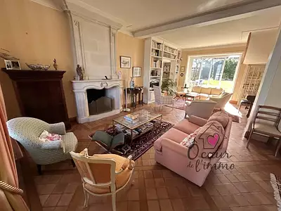 Maison, 253 m²