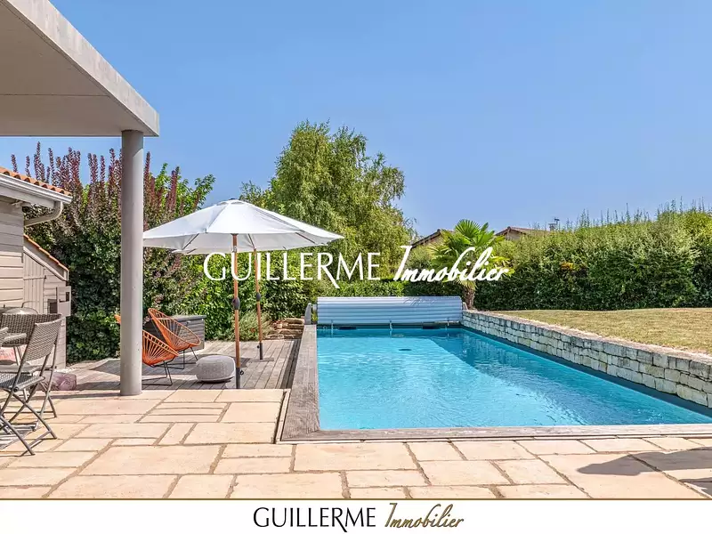 Maison, 168 m²