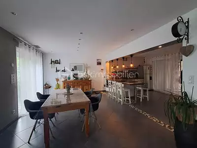 Maison, 156 m²
