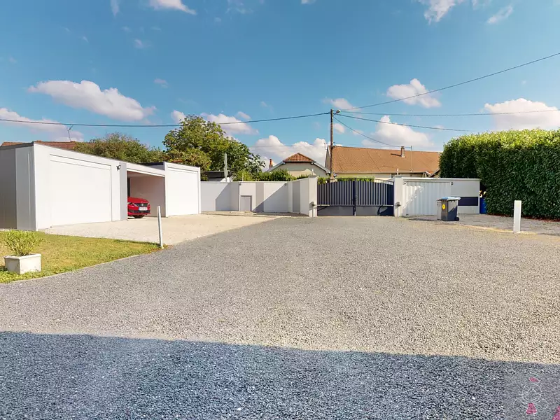 Maison, 204 m²