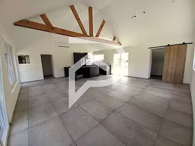 Maison, 99 m²