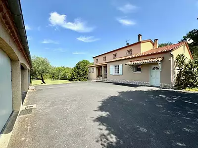 Maison, 163 m²