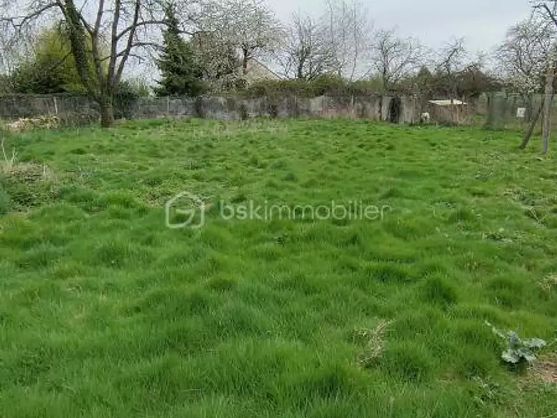 Terrain, 1 350 m²