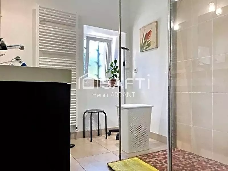 Maison, 258 m²