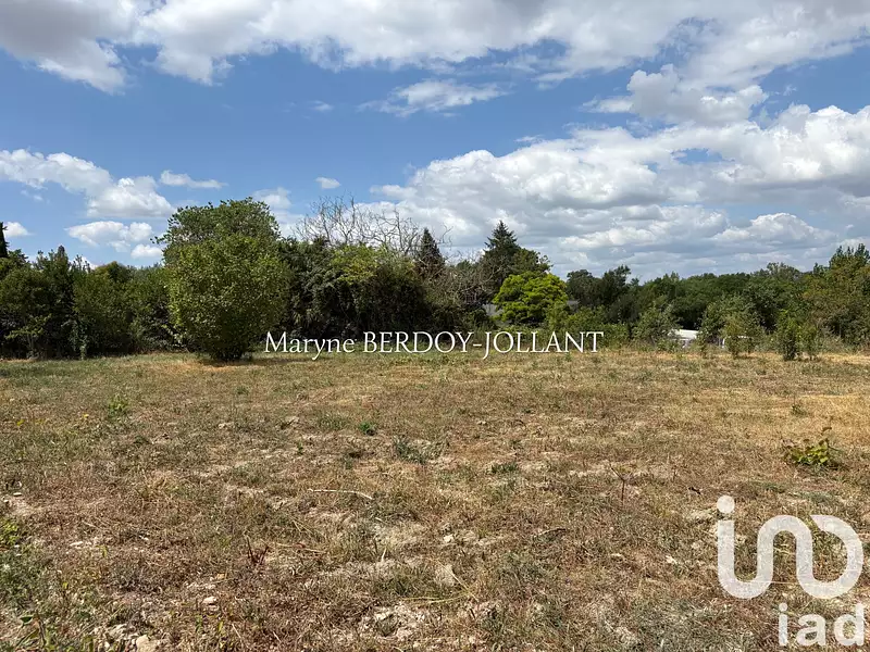 Terrain, 890 m²
