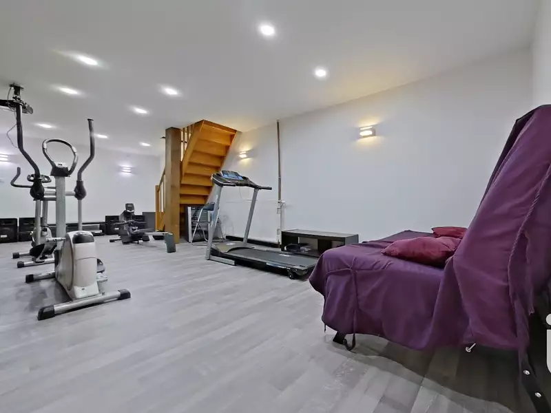 Maison, 193 m²