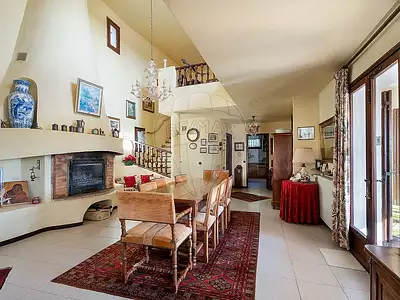 Maison, 307 m²