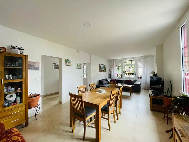 Maison, 155 m²