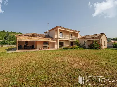 Maison, 243 m²