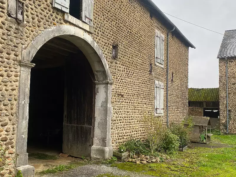 Maison, 250 m²