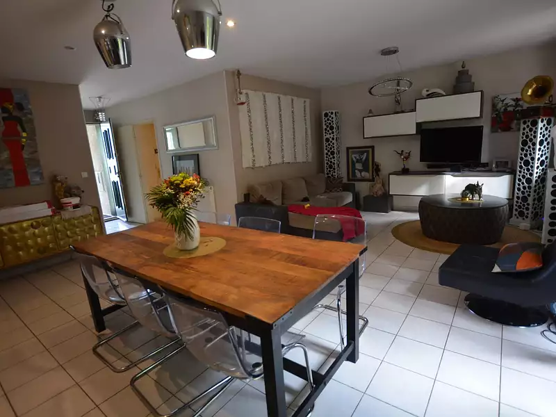 Maison, 83 m²