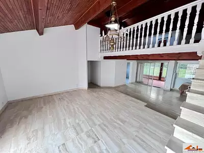 Maison, 195 m²